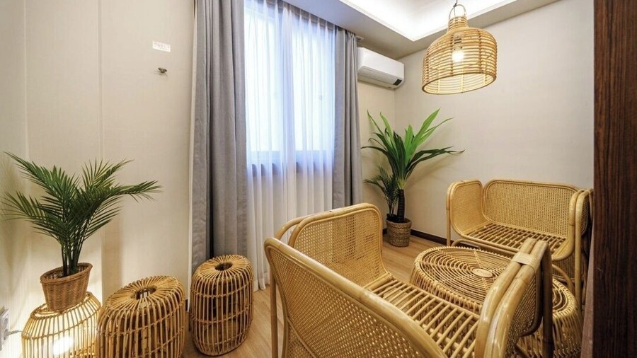 Geoje Dongbeck Hotel Okpo