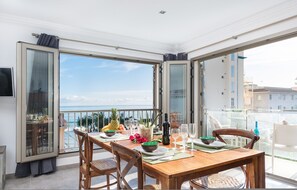 Dining - Castello Platja - Apartment In Can Picafort (Can Picafort, Illes Balears)