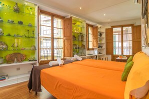 2 bedrooms
