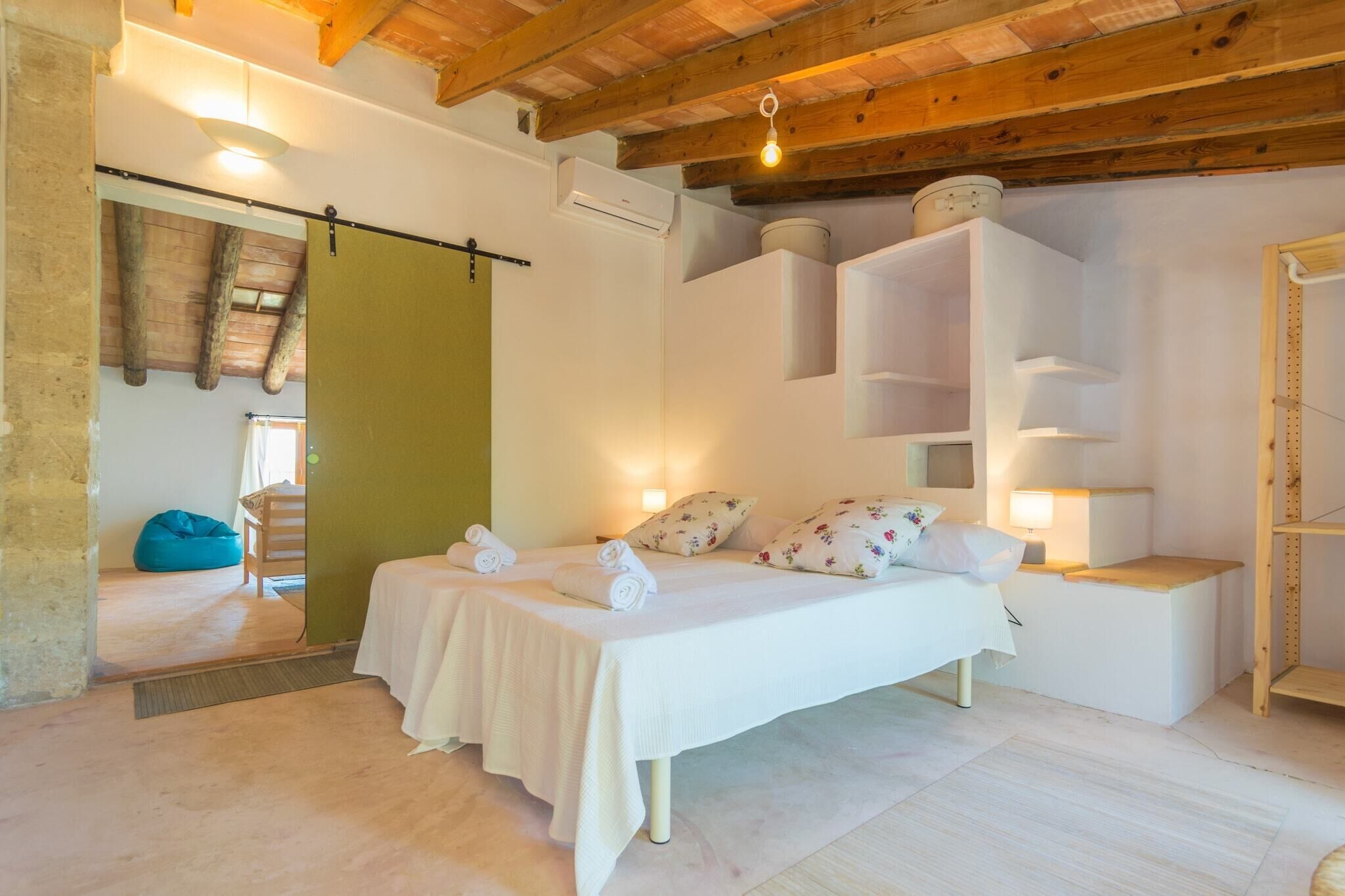 2 Schlafzimmer, Bügeleisen/Bügelbrett