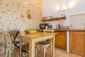 Dining - Son Banus - Country House In Manacor. Free Wifi (Manacor, Illes Balears)