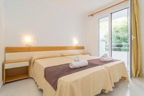 2 bedrooms