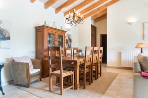 Dining - Finca Pou Nou - Villa With Private Pool In Inca (Inca, Illes Balears)