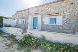 Exterior detail - Sa Marina - House In Alcúdia. Free Wifi (Sa Marina (alcúdia), Illes Balears)