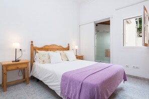 3 quartos, ferros/tábuas de passar roupa