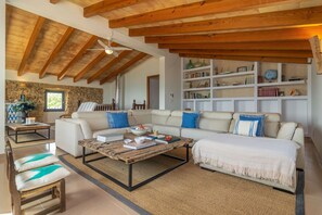 Living area - Can Cuarassa - Country House In Port De Pollença (Puerto De Pollença, Illes Balears)