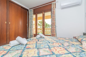 2 Schlafzimmer, Bügeleisen/Bügelbrett