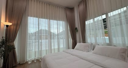 Charming 2-bedroom house near natural Hotspring with WiFi and AC in Ranong