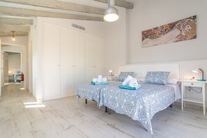 3 slaapkamers, een strijkplank/strijkijzer