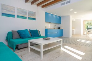 TV - Ca Na Rossa (sineu) - Villa With Private Pool (Sineu, Illes Balears)
