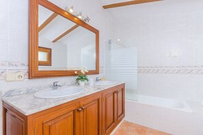 Shower, bidet