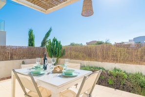 Outdoor dining - Can BosquerrÓ - Villa With Private Pool (Sa RÀpita, Illes Balears)