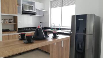Apartment, 1 Bedroom, Accessible, City View | Interior