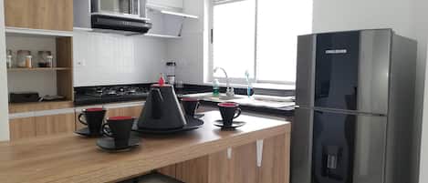 Apartment, 1 Bedroom, Accessible, City View | Interior