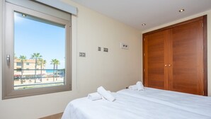 3 bedrooms - Antonia - House In Can Picafort. Free Wifi (, Illes Balears)