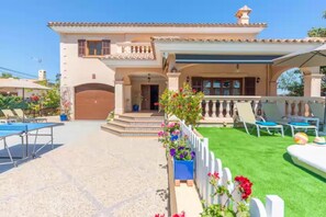 Terrace/patio - Magdalena Gomila Marimon (llac Blau) - Villa (, Illes Balears)