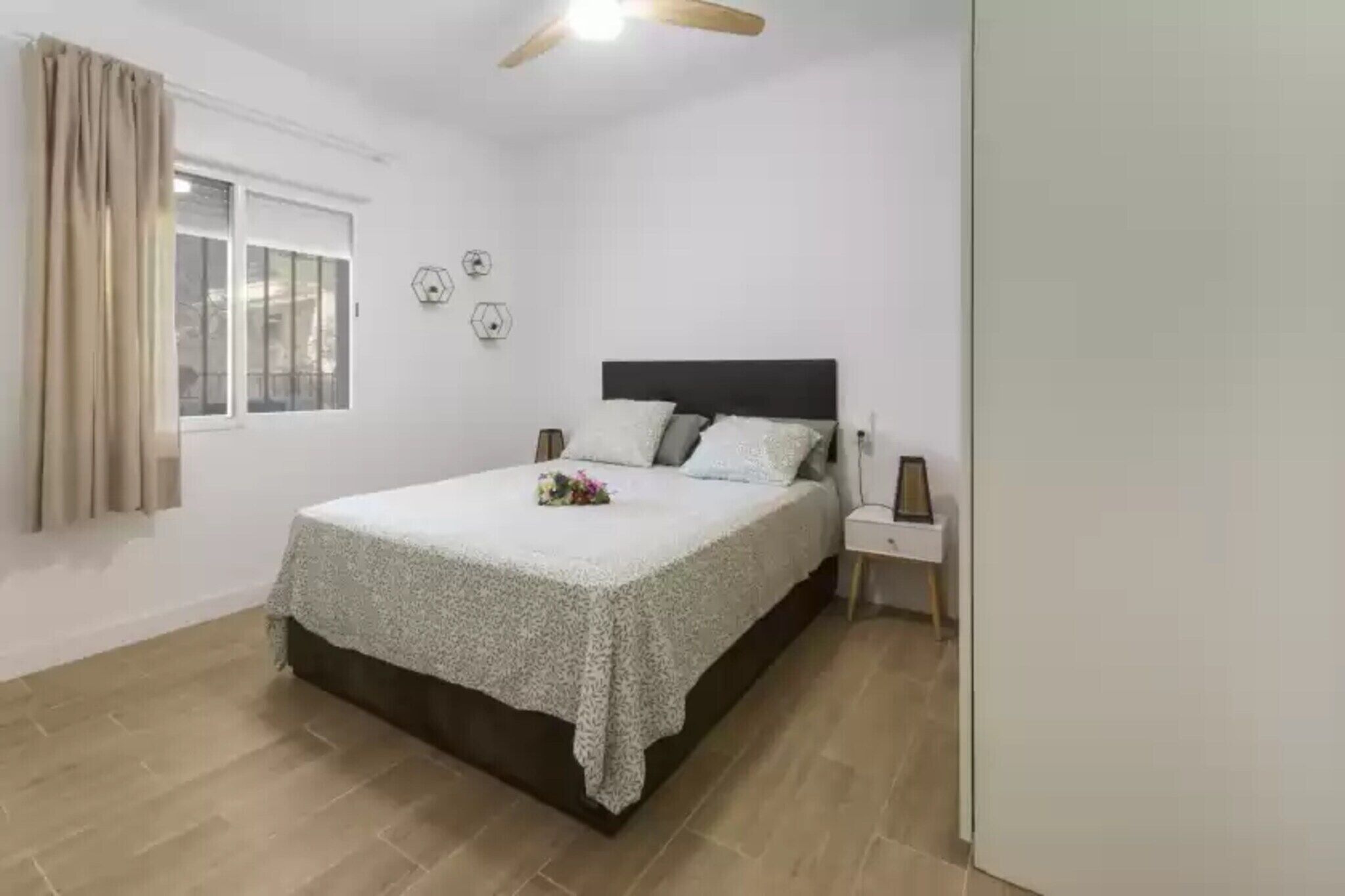 3 bedrooms, iron/ironing board