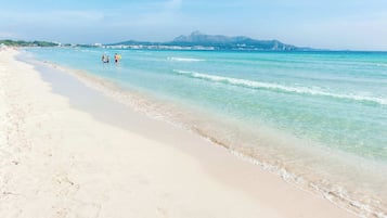 Sulla spiaggia