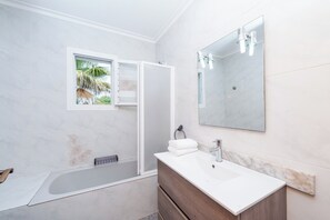 Douche, bidet