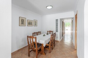 Dining - LlamÀntol - House In Oliva (Oliva, Valencia)