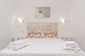 2 bedrooms, iron/ironing board - Villa Marina (cala En Porter) - Apartment (Cala En Porter (alayor), Illes Balears)