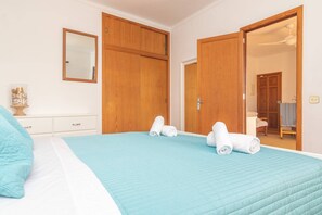 6 bedrooms, iron/ironing board - Ca Na Clar - House With Private Pool In Sa Ràpita (Sa Ràpita, Illes Balears)