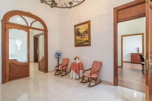 Interior - Cas Padri Pep - House With Private Pool In Ariany (Ariany, Illes Balears)