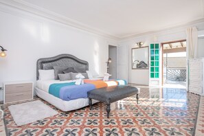 6 bedrooms, iron/ironing board