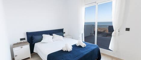2 bedrooms