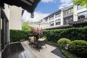 In-room safe, blackout curtains, free WiFi