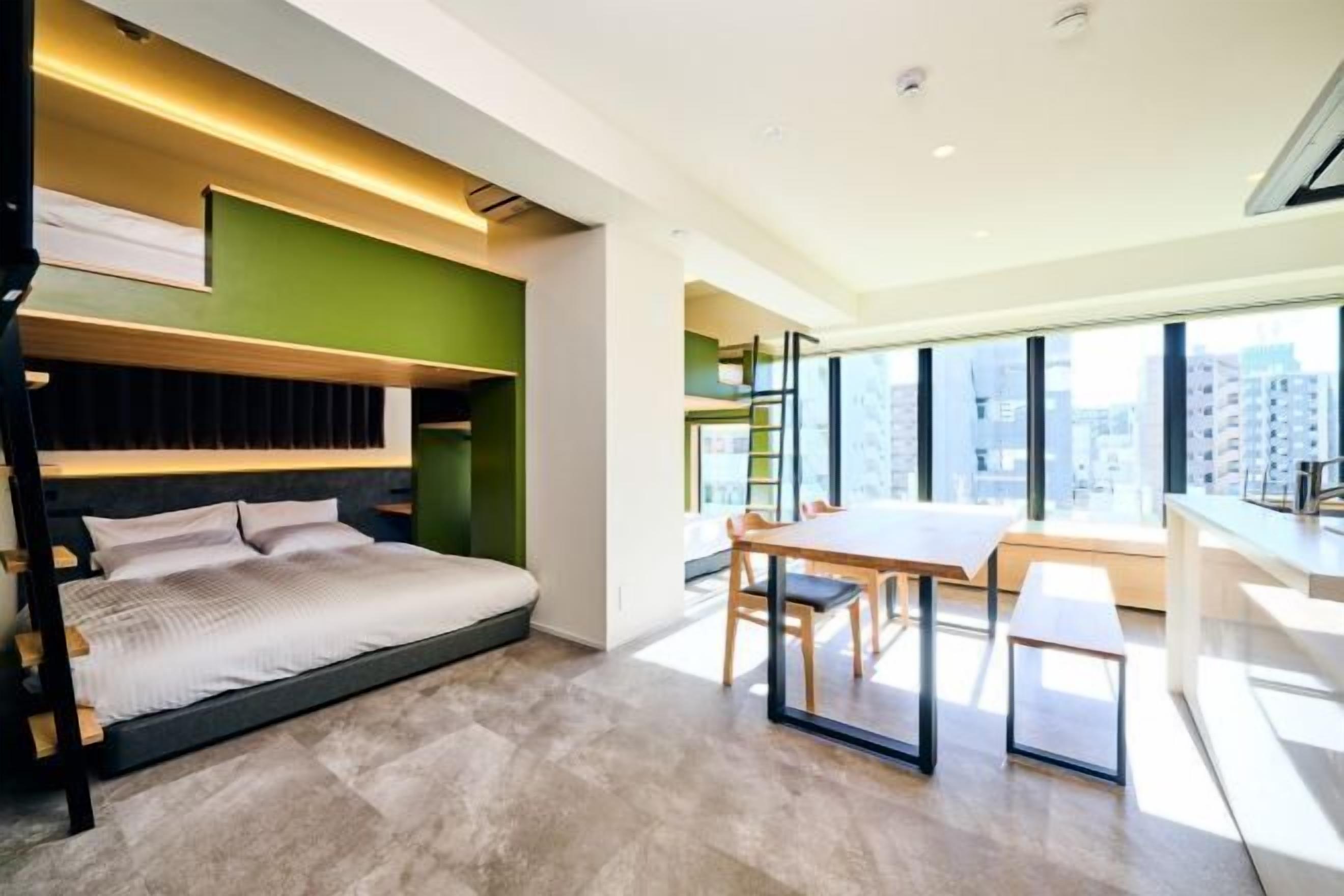 1 Schlafzimmer, hochwertige Bettwaren, Zimmersafe, Verdunkelungsvorhänge