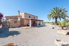 Property grounds - Can Miquel - Villa With Private Pool In Santanyí (Santanyi, Illes Balears)