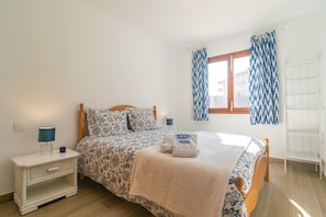 2 bedrooms, iron/ironing board - Can Nogueras - Apartment In Cala Rajada. Free Wifi (Cala Rajada, Illes Balears)