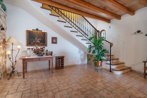 Interior - Son Lloringo - Country House With Private Pool (Manacor, Illes Balears)