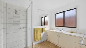 تجهيزات دش