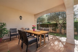 Outdoor dining - Calma - Villa With Private Pool. Free Wifi (Son Serra De Marina, Illes Balears)