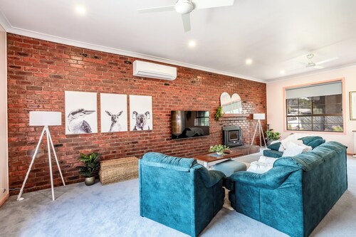 Family Beach House Near Barwon River & Beaches