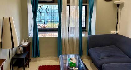 Stylish Fully Furnished 1BHK apartment in Heart of Bandra West, Hill Road.