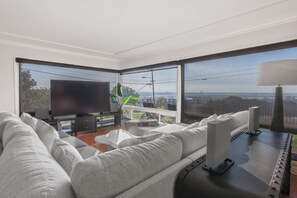 Smart TV, video games, stereo