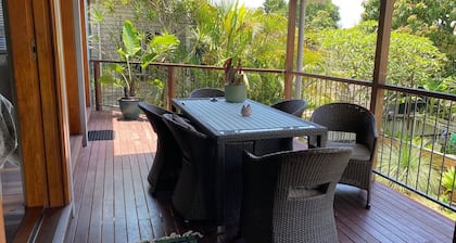 Coastal Retreat in the Heart of Brunswick Heads