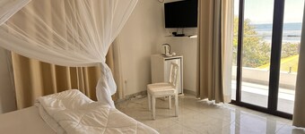 Beach front Hotel rooms