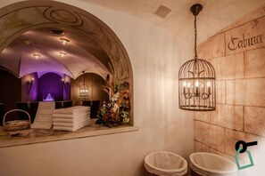 Sauna, hot tub - HOTIDAY Room Collection - Ortisei (Ortisei)