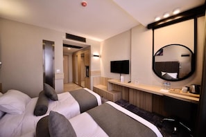 Minibar, in-room safe, soundproofing, iron/ironing board - Baskent Center Hotel (Ankara)