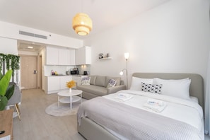Deluxe Studio, Balcony, City View