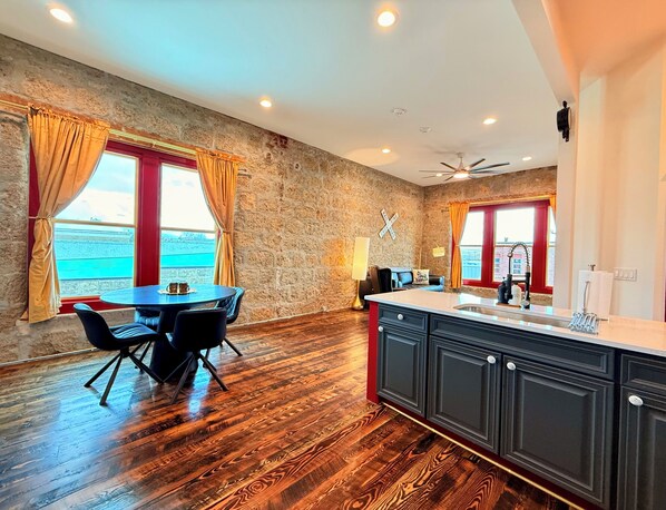 Interior - Twin Peaks is part of the Litch Hotel: fully equipped,Luxury vacation rental condos (Enterprise)