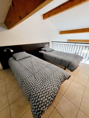 2 chambres, draps fournis
