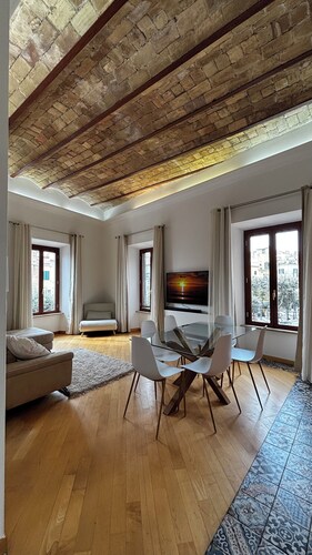 Neptune Apartment