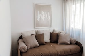 3 Schlafzimmer, Daunenbettdecken, Bügeleisen/Bügelbrett, Babybetten