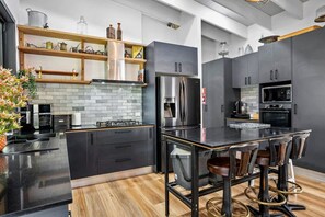 Fridge, microwave, oven, stovetop