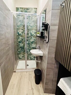 Bathroom - Domus Altino (Rome)